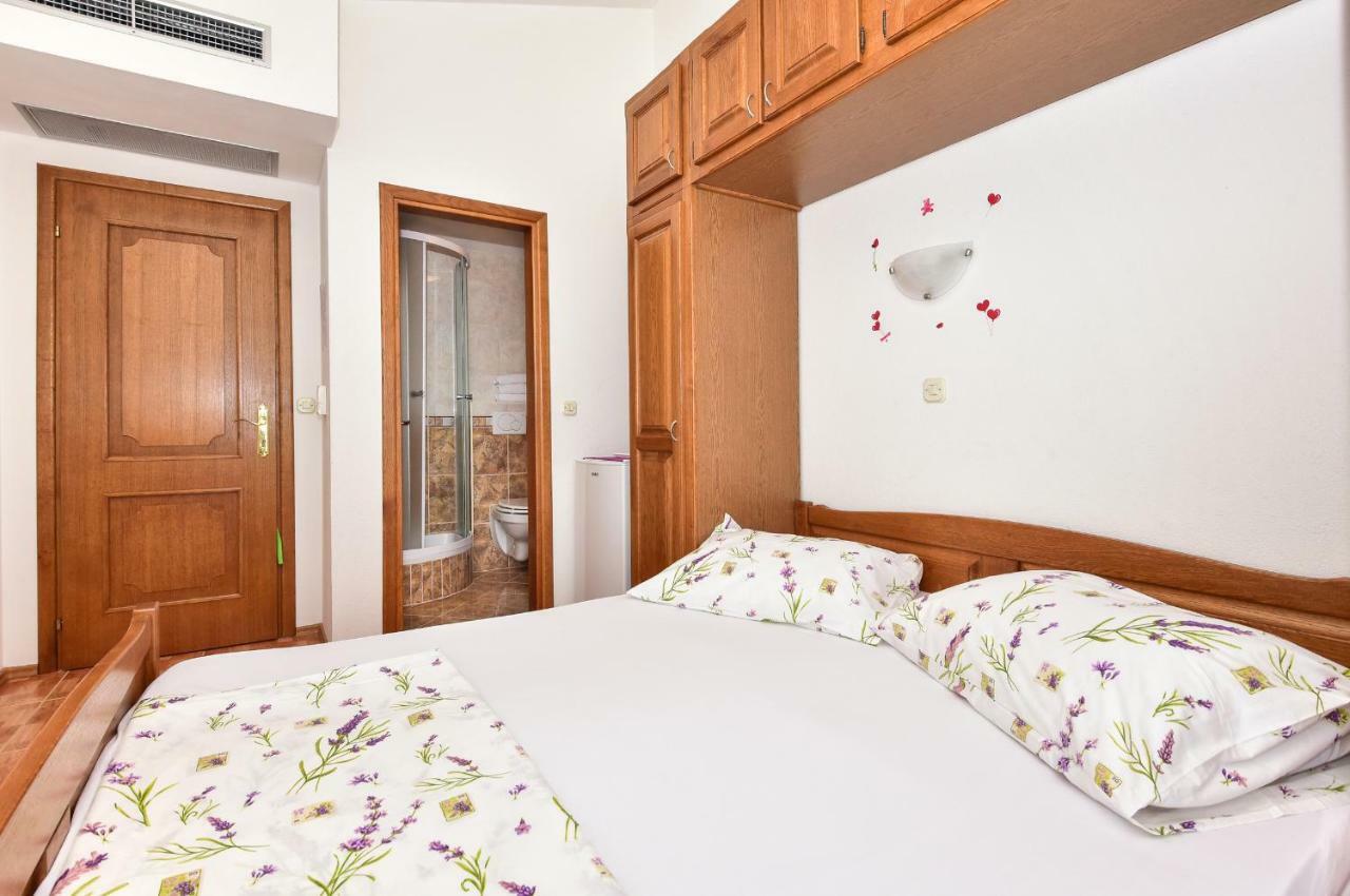 Apartmani Roso Makarska Exterior foto